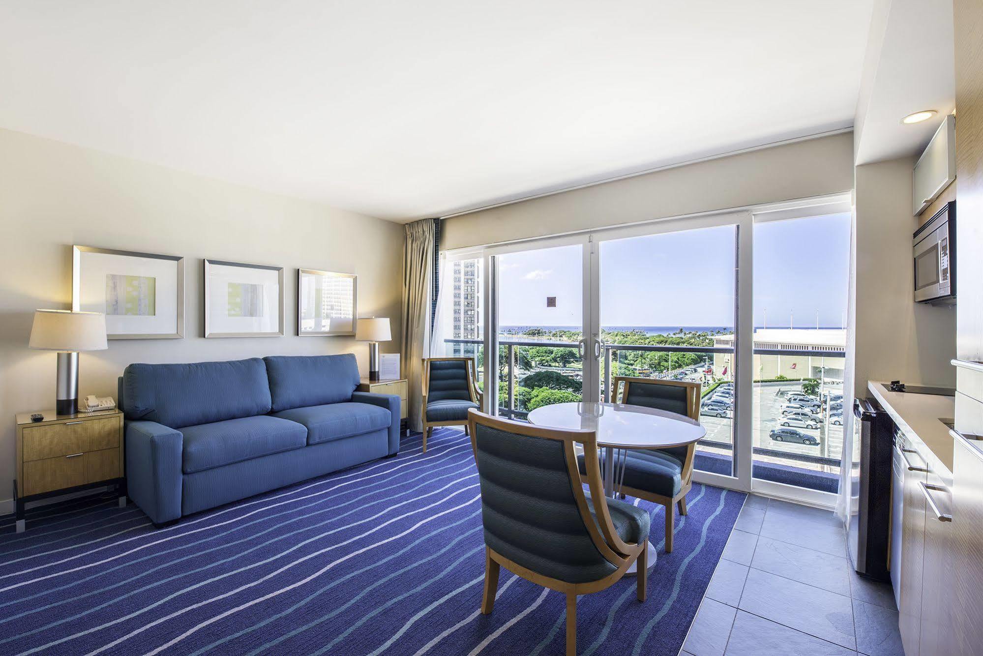 Ala Moana Hotelcondo By Luana Vacation Rental Гонолулу Экстерьер фото