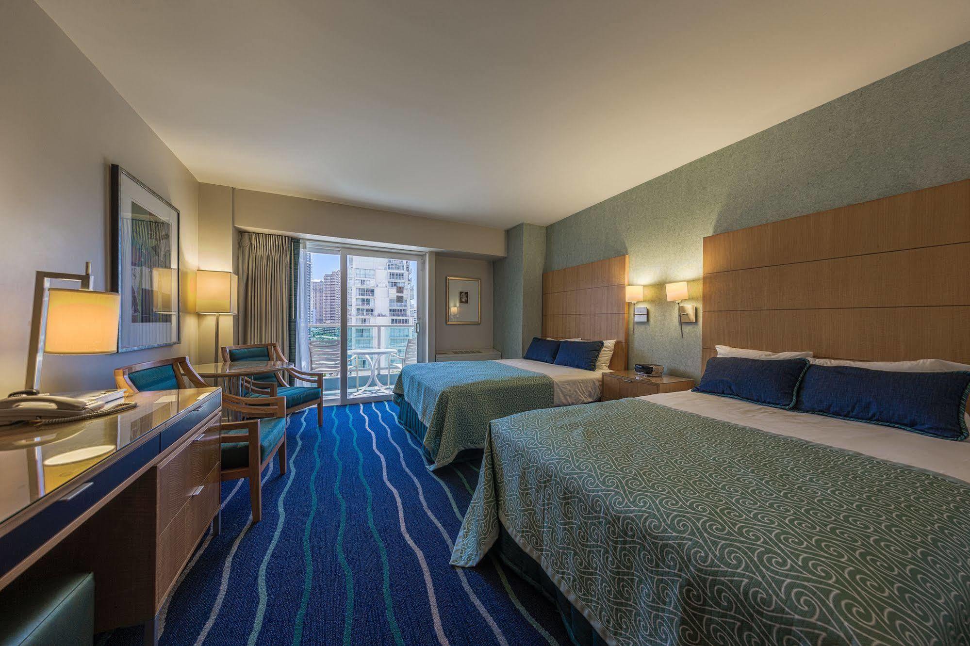 Ala Moana Hotelcondo By Luana Vacation Rental Гонолулу Экстерьер фото